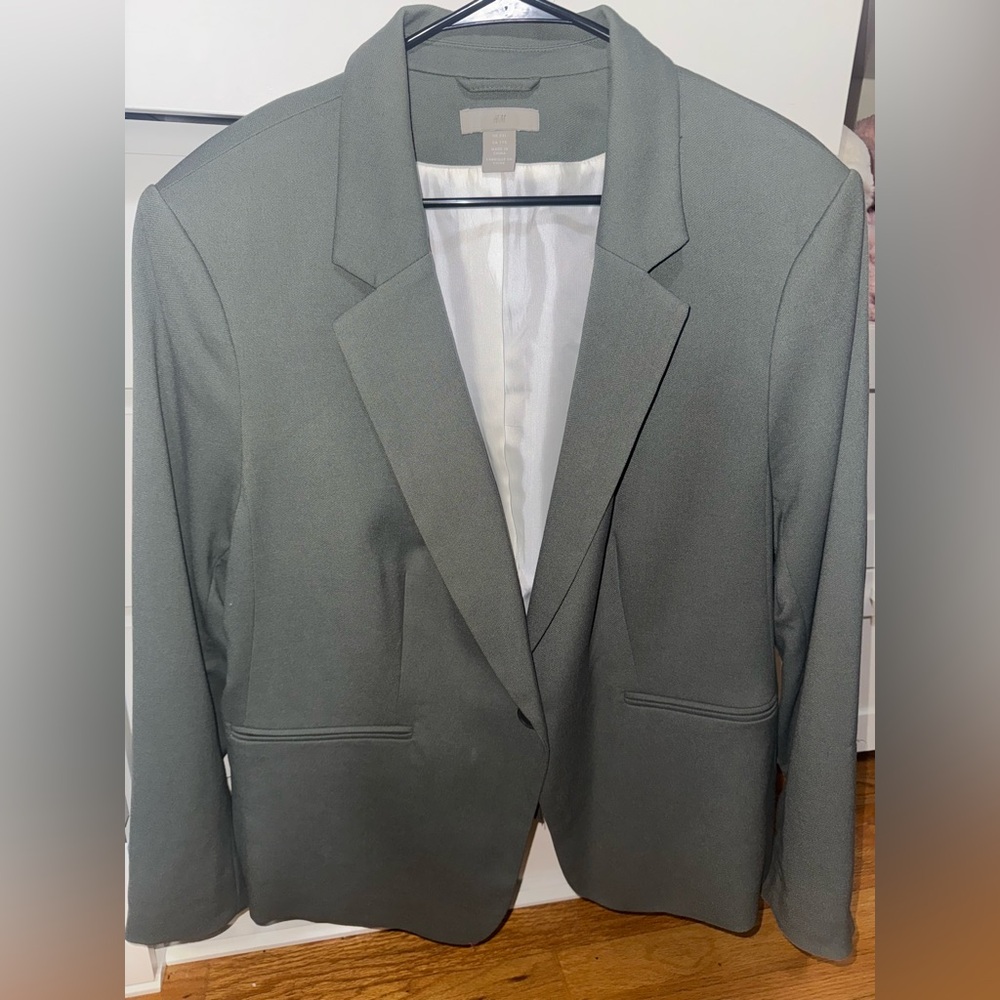 Women’s H&M Light Green Blazer size XXL